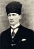Atatürk fu capo del governo provvisorio dal 1920 al 1923 e poi presidente della repubblica turca. Fotografia del 1930 circa.