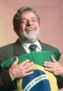 Il presidente del Brasile Da Silva in posa per la campagna elettorale del 2002. Operaio fin dall’età di 14 anni e sindacalista dagli anni Sessanta, fu uno dei fondatori del Partito dei lavoratori (PT) nel 1980. (Paulo Fridman/Corbis)