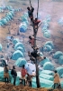 Il campo profughi a Niarashishi in Ruanda, accoglie 8000 rifugiati tutsi sotto la protezione dell’esercito francese. Fotografia di Pascal Guyot del 30 giugno 1994. (France-Presse)