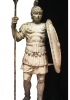 Un pretoriano, guardia del corpo dell’imperatore dal 2 d.C. L’armamento era costituito dall’elmo crestato di tipo greco e dallo scudo ovale, diverso da quello rettangolare dei legionari. (Roma, Museo della civiltà romana - Foto AISA)