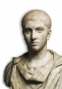 Severo Alessandro, divenuto imperatore dopo l’uccisione del cugino Elagabalo nel 222 d.C, abbandonò il culto della divinità solare e i costumi fortemente orientalizzanti del suo predecessore. (Roma, Musei Vaticani)